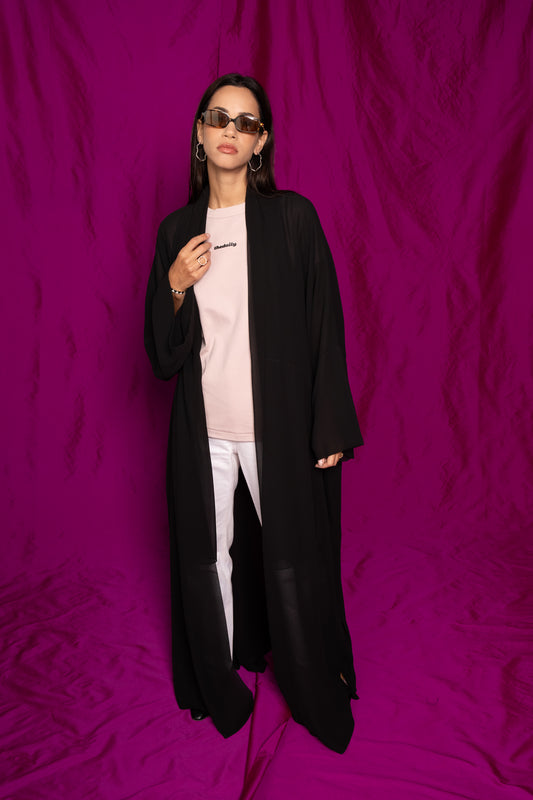 the zigzag stitch abaya - black