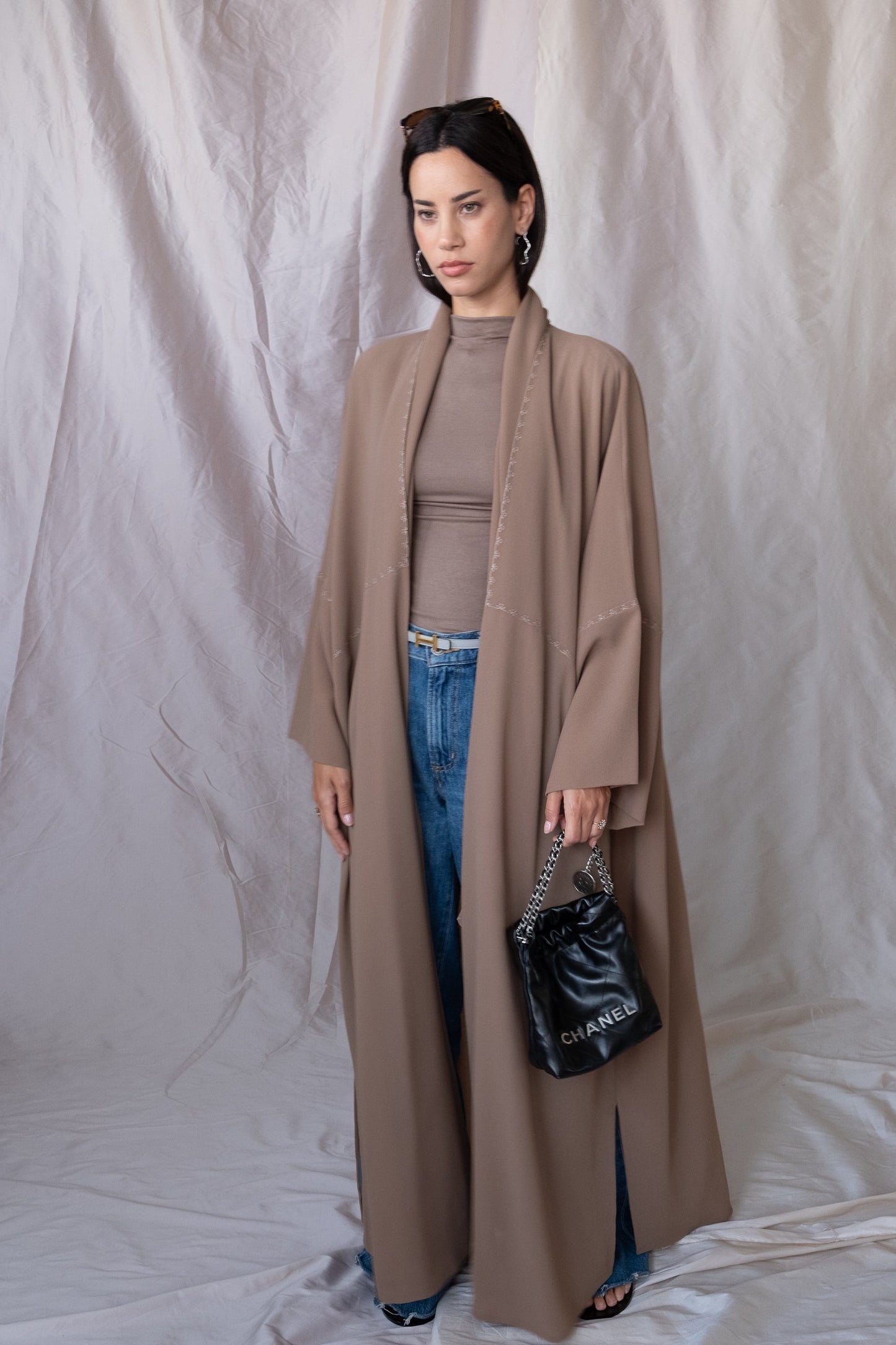 the flower stitch abaya - tan