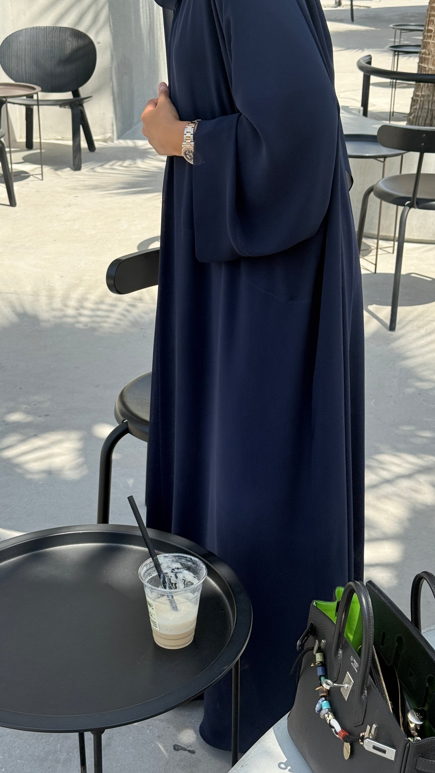 the zigzag stitch abaya - navy blue