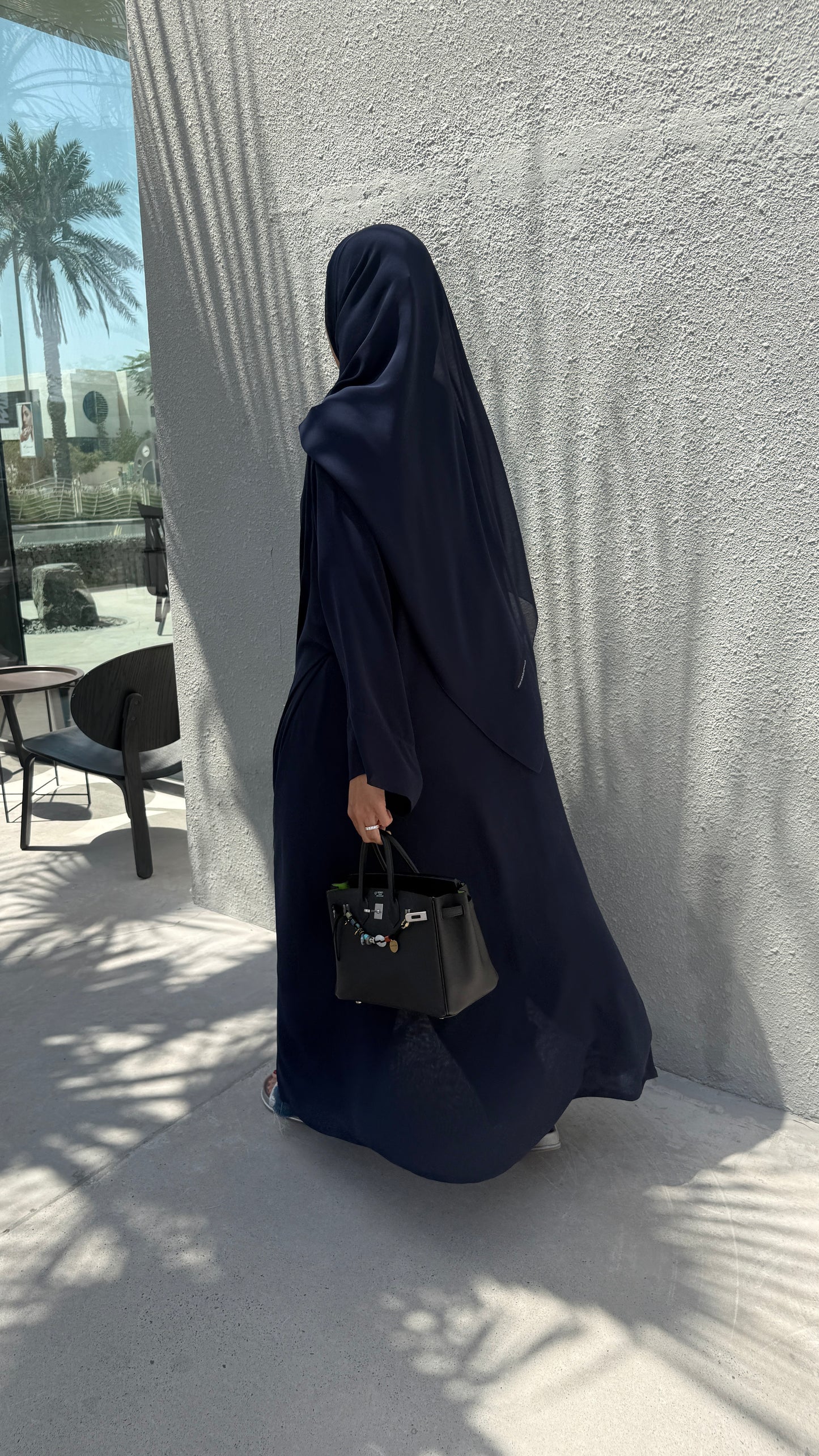 the zigzag stitch abaya - navy blue