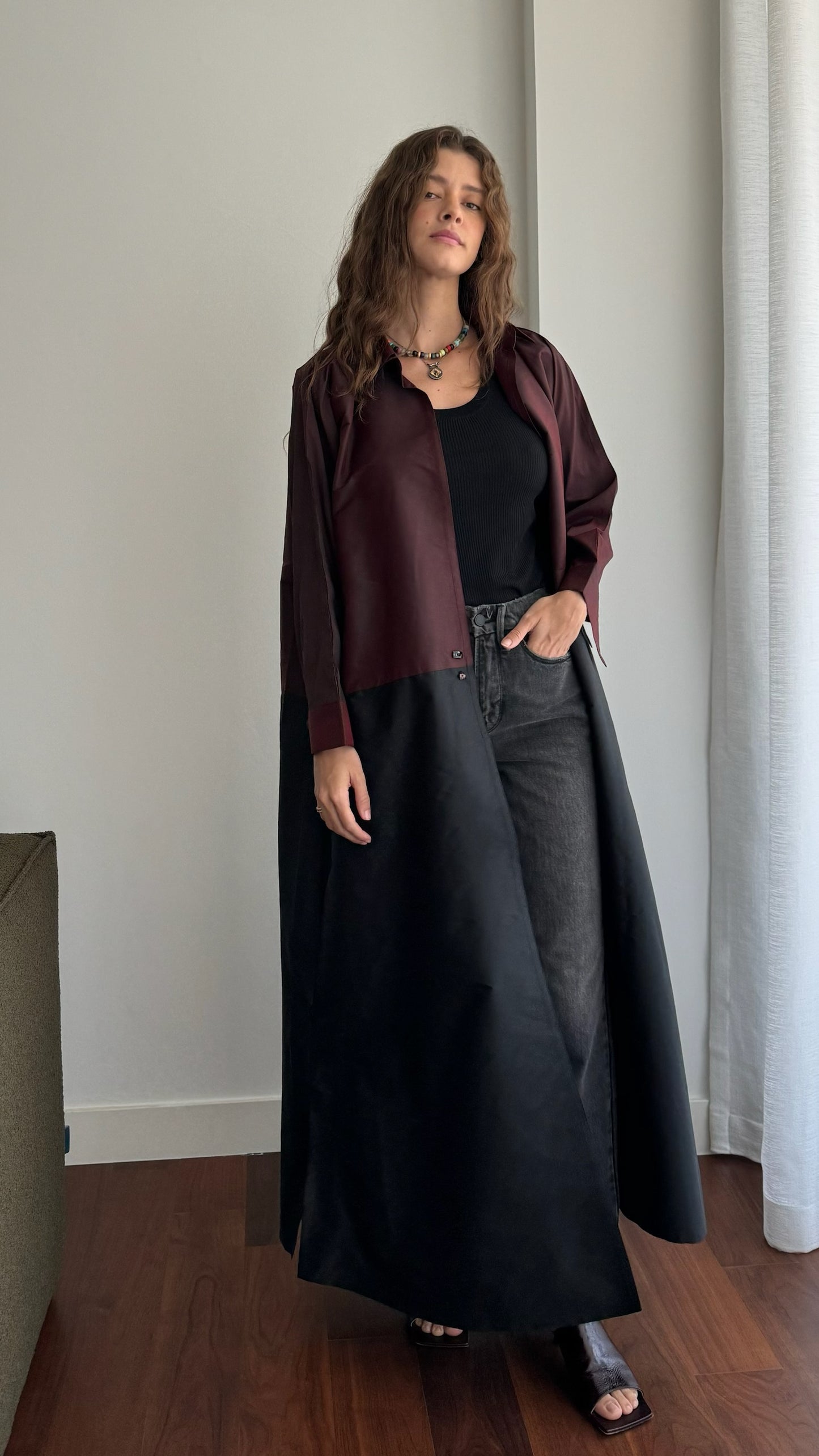 the daily shirt abaya - maroon/black (two-toned)