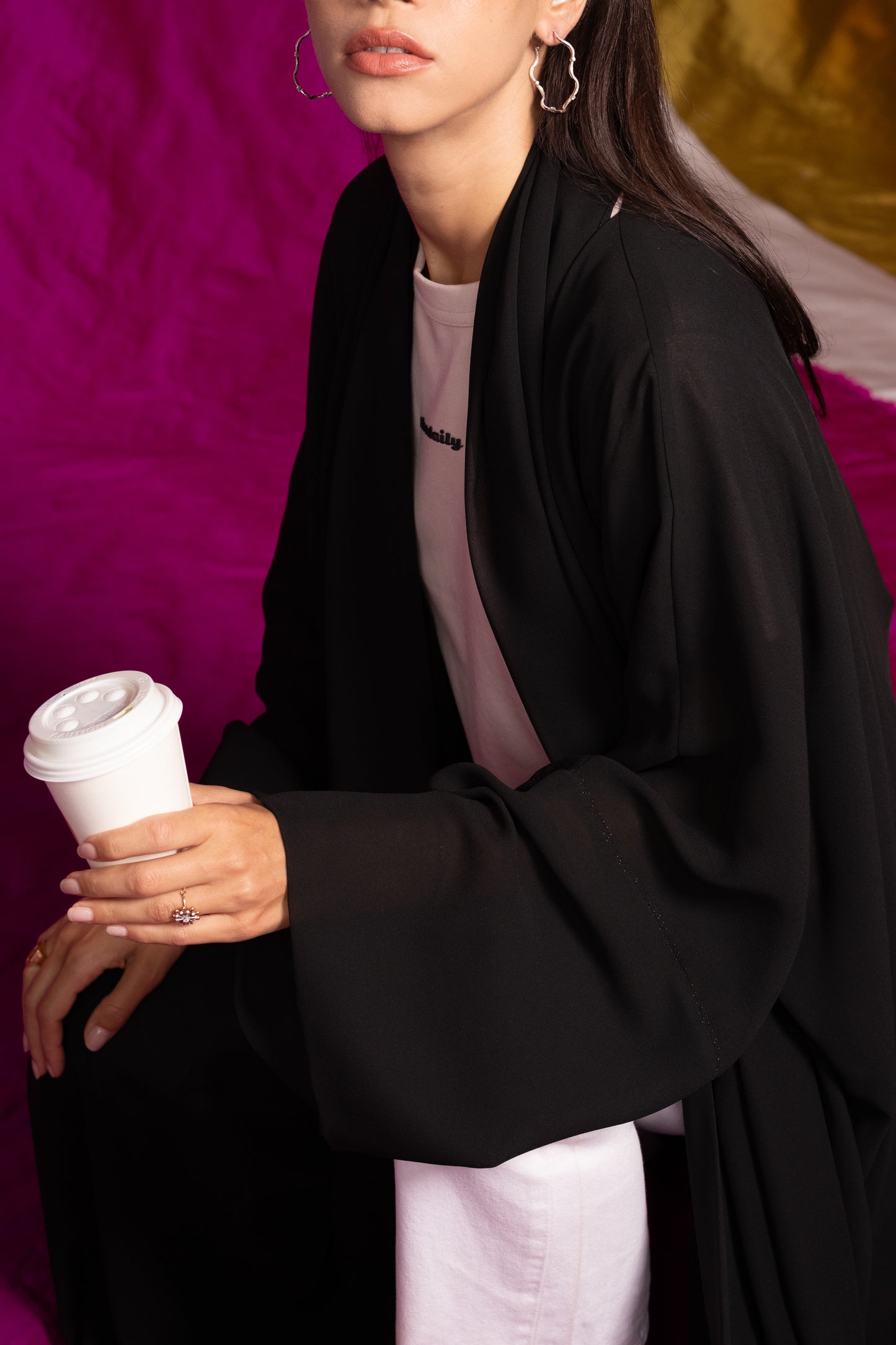 the zigzag stitch abaya - black (RTW)