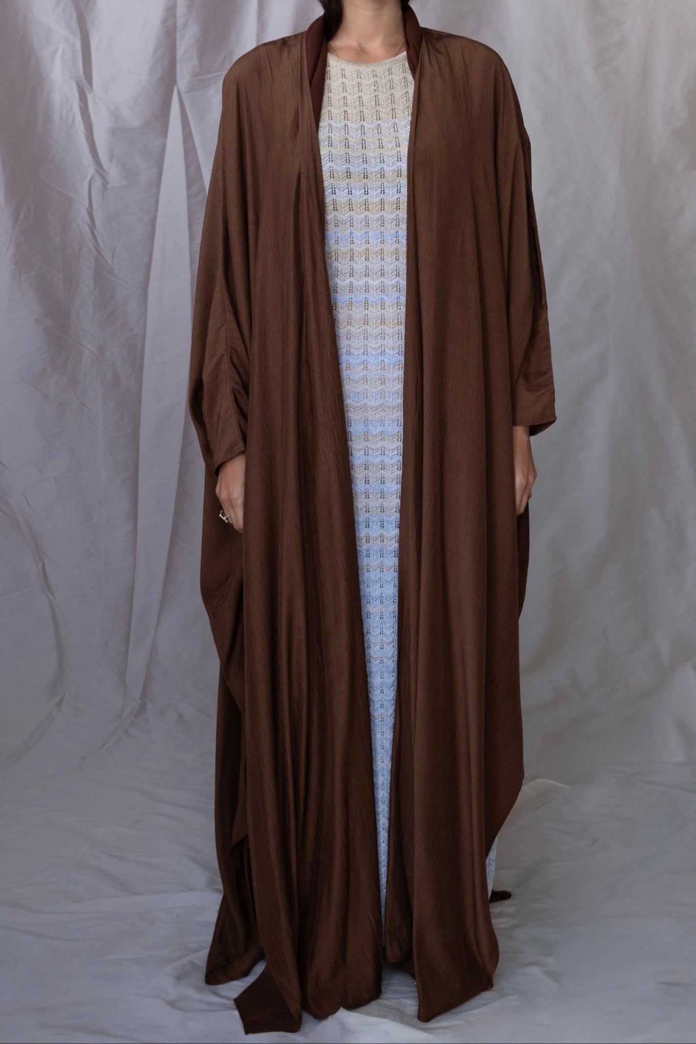 the daily cover - dark brown