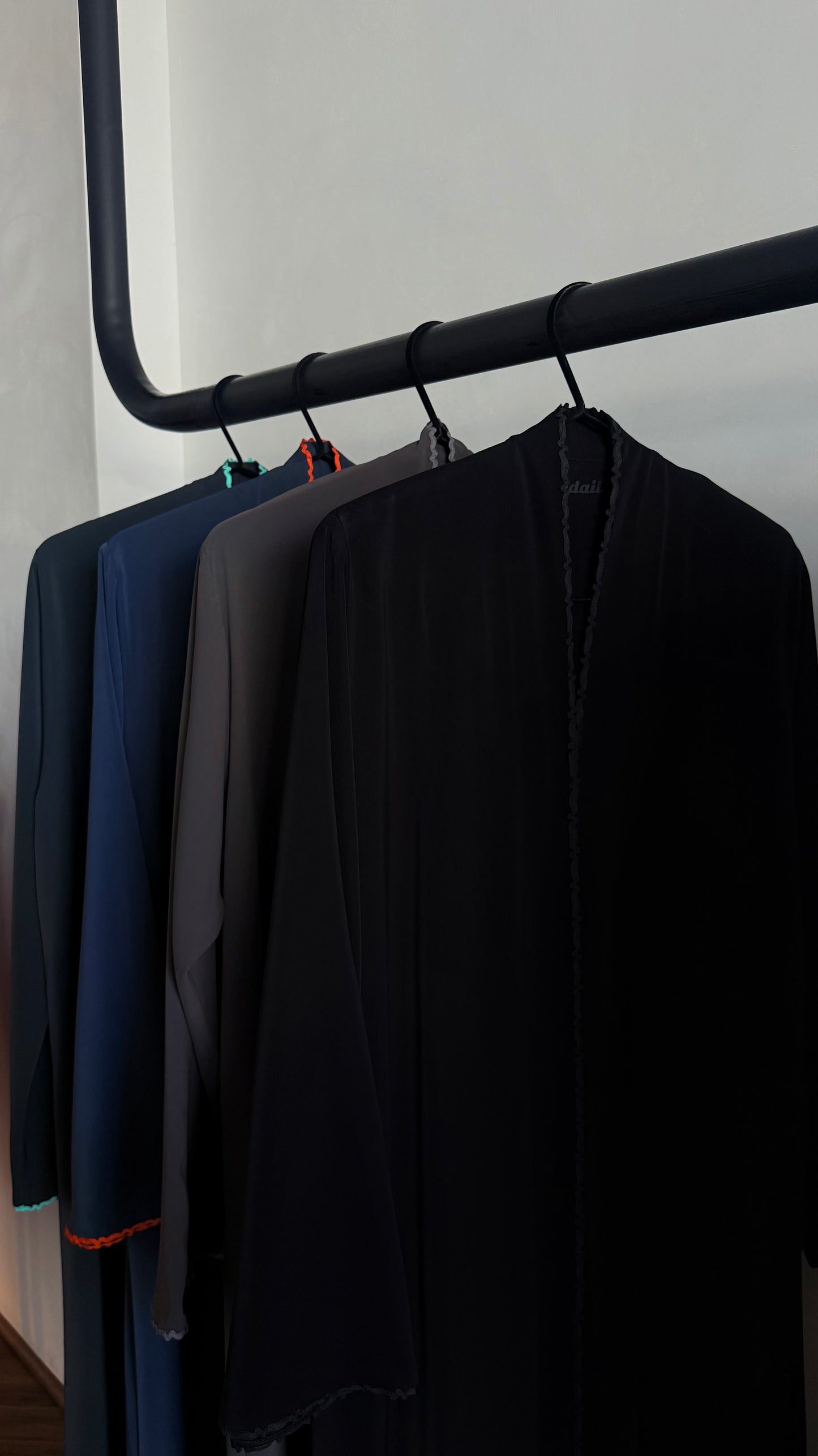 L56 the summer wave abaya