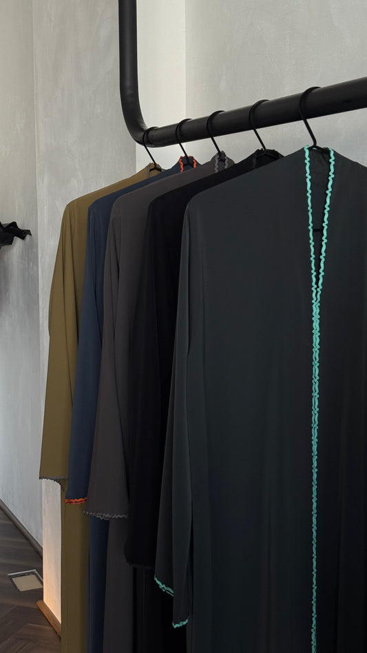 the summer wave abaya