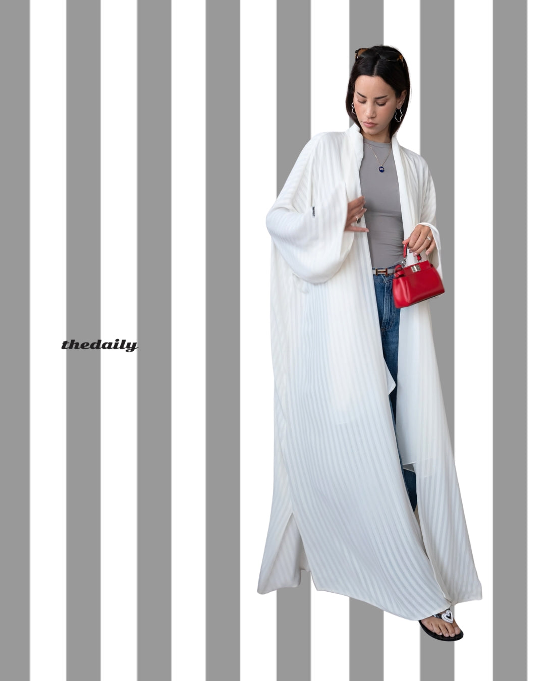 the matte lines abaya - white