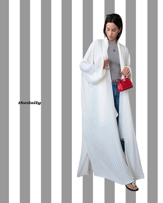 the matte lines abaya - white