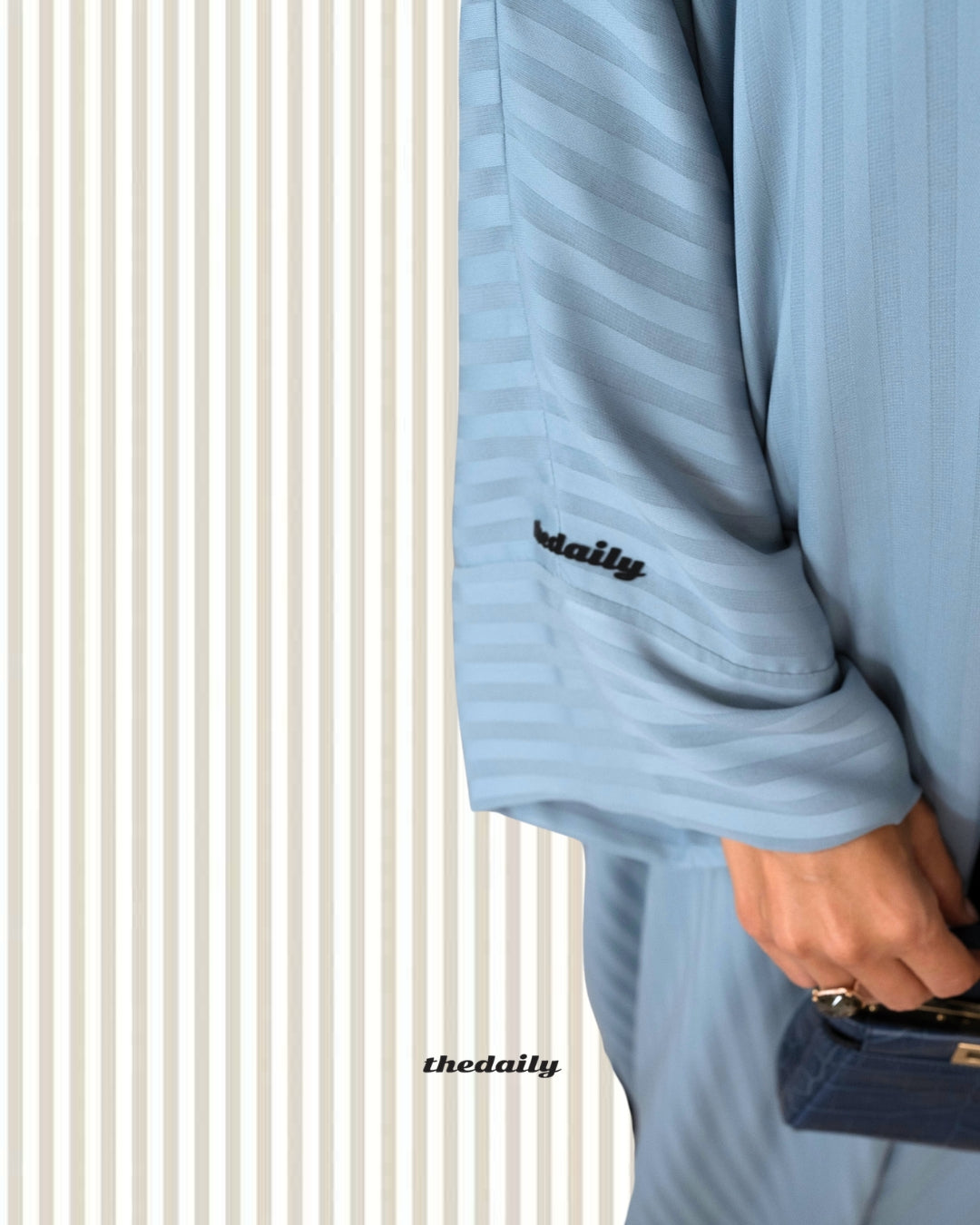 the matte lines abaya - baby blue